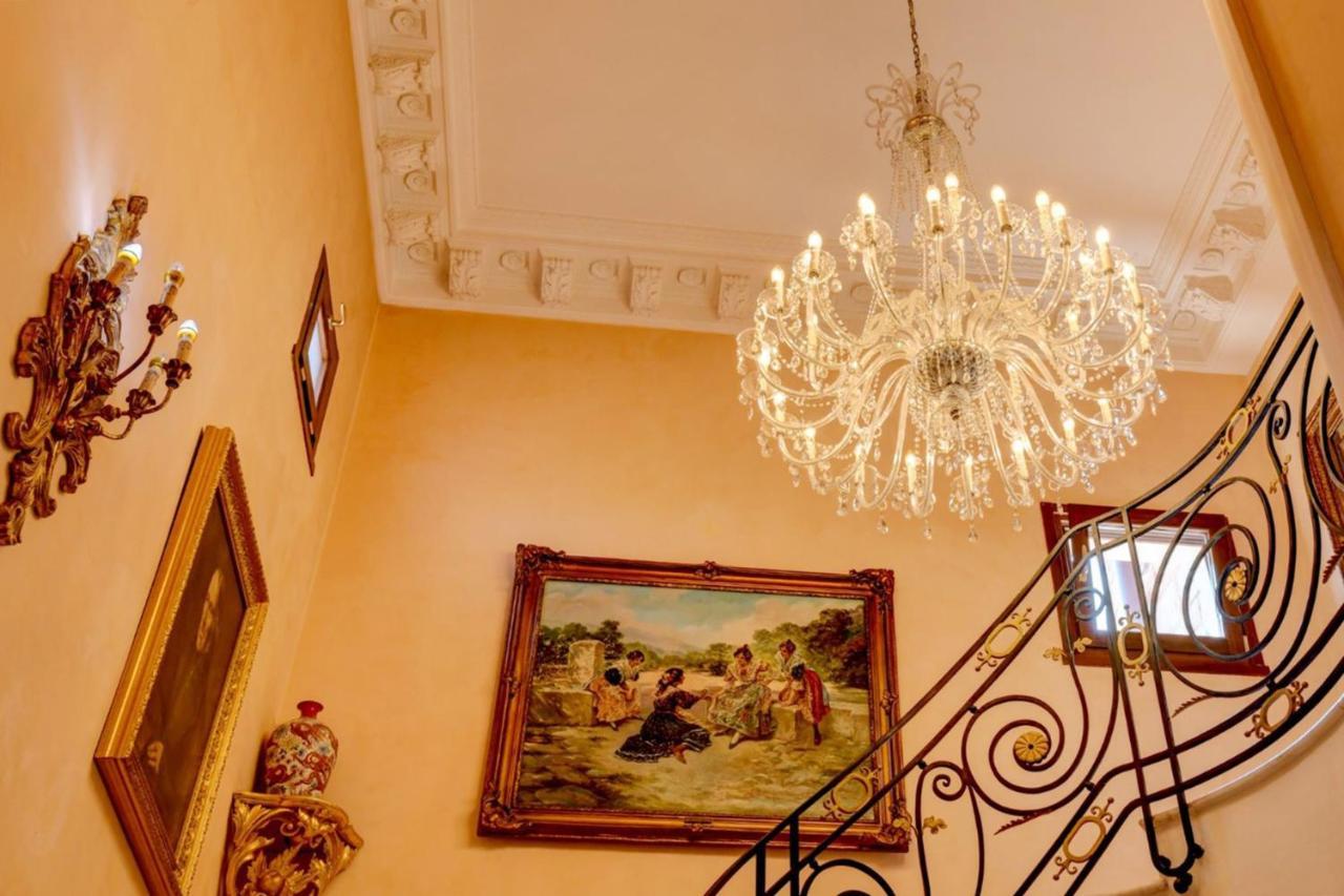 Private Luxury Villa With Pool Moniga del Garda 外观 照片