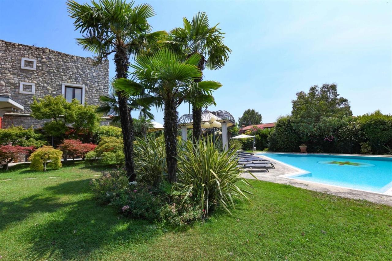 Private Luxury Villa With Pool Moniga del Garda 外观 照片