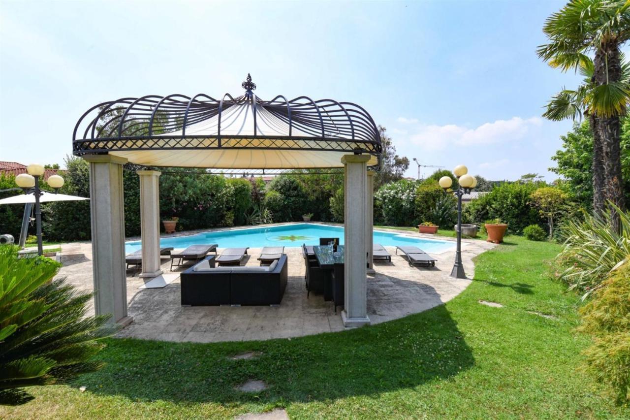 Private Luxury Villa With Pool Moniga del Garda 外观 照片
